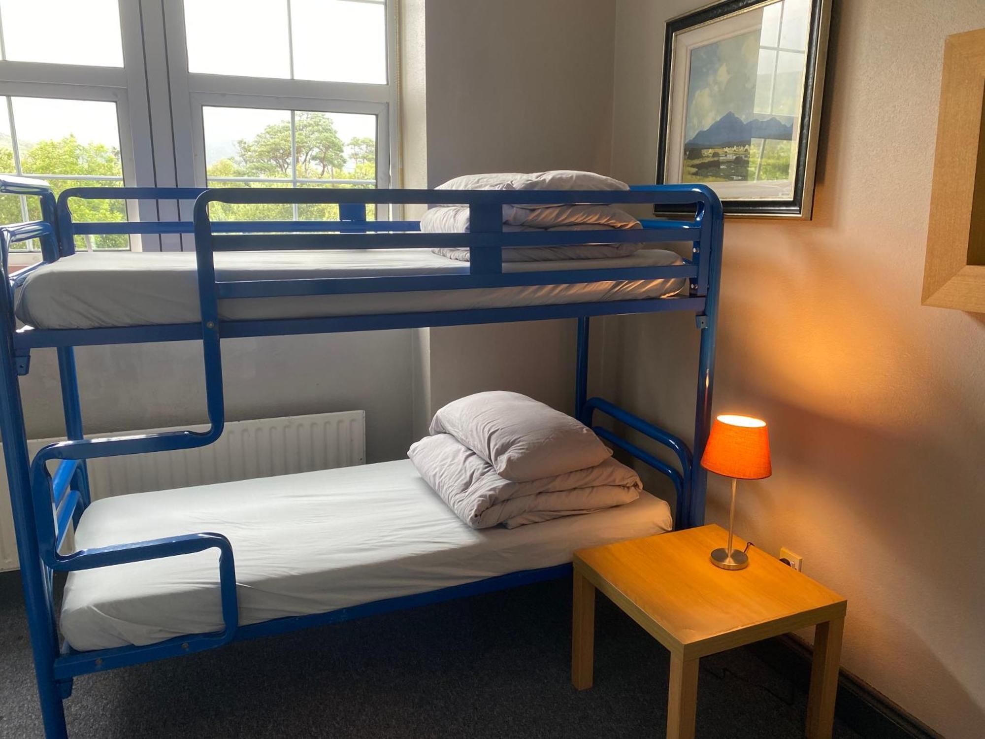 The Connemara Hostel - Sleepzone Лийнан Екстериор снимка