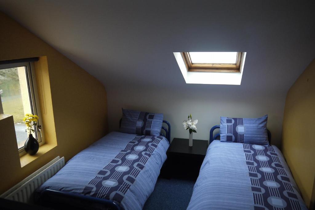 The Connemara Hostel - Sleepzone Лийнан Стая снимка