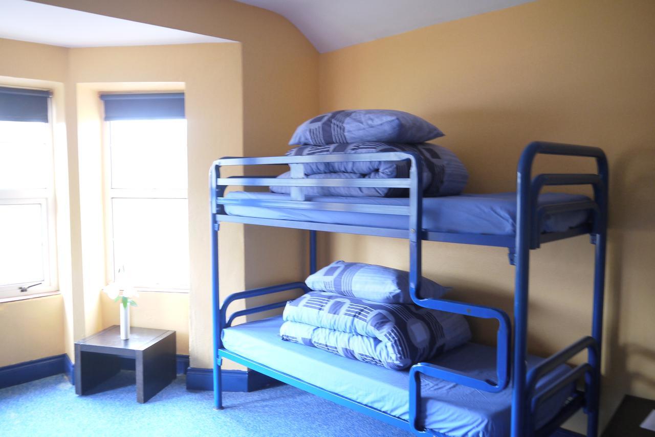 The Connemara Hostel - Sleepzone Лийнан Екстериор снимка