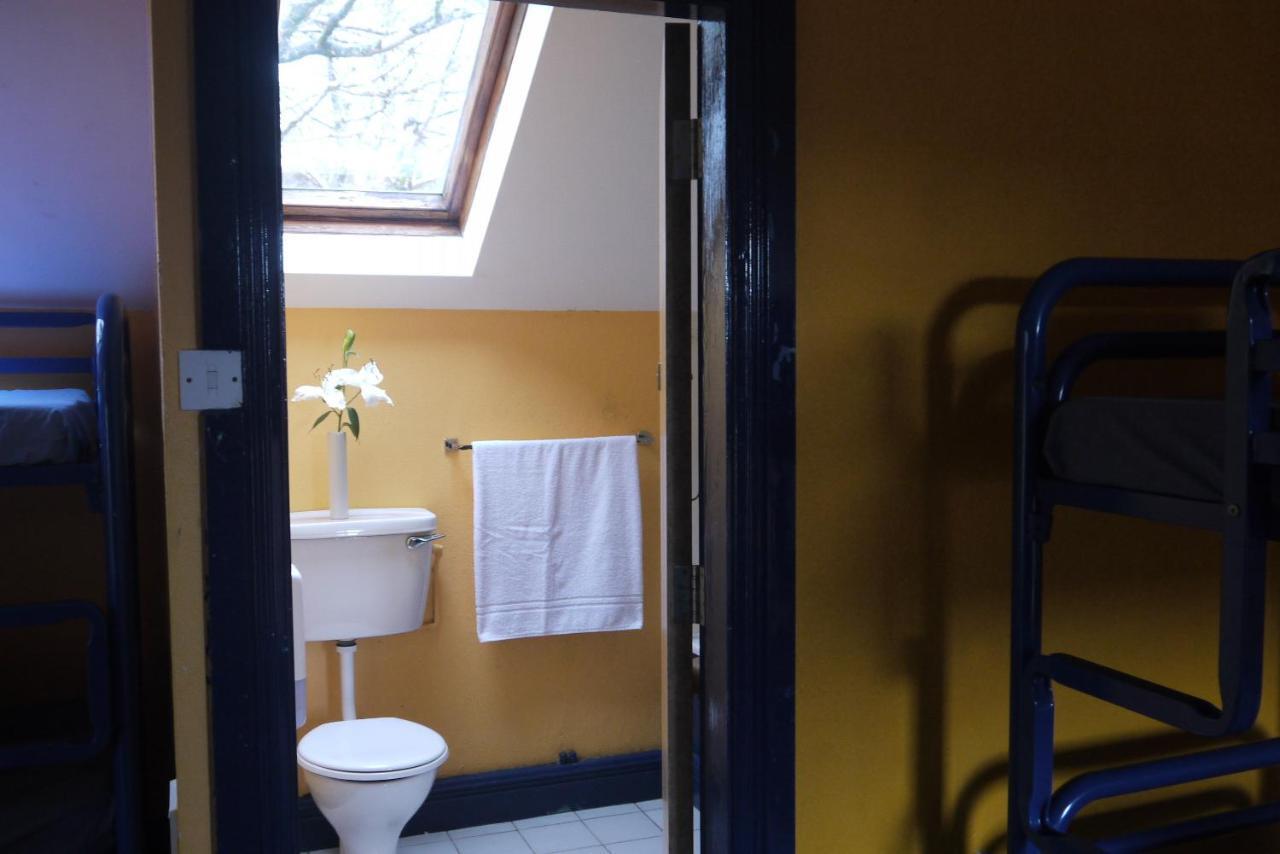 The Connemara Hostel - Sleepzone Лийнан Стая снимка